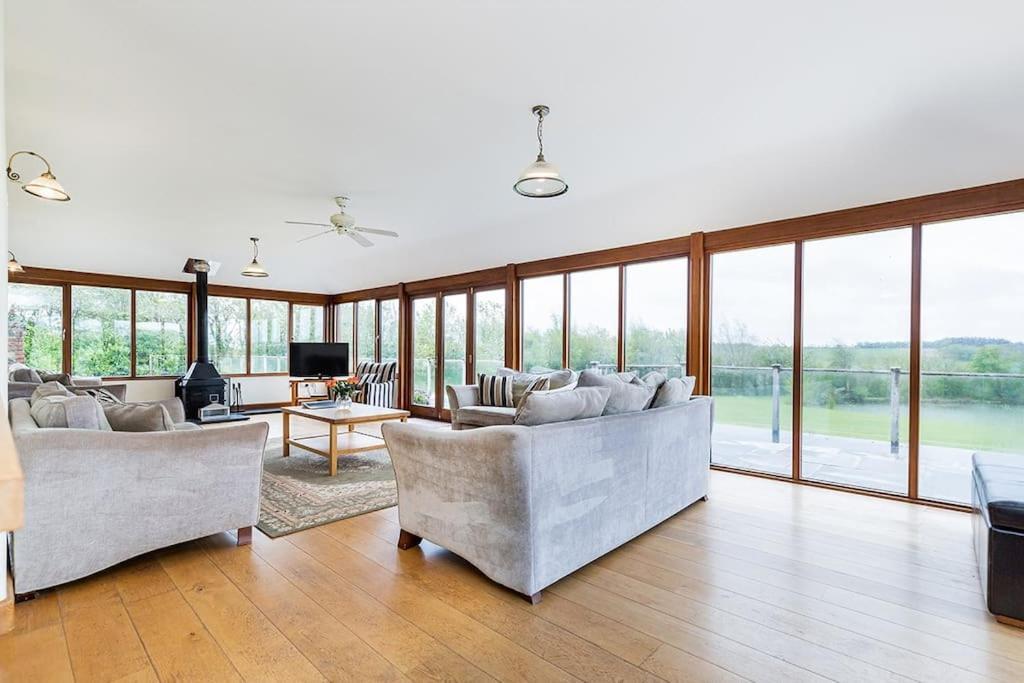 Hendra Barn At Hendra Barns